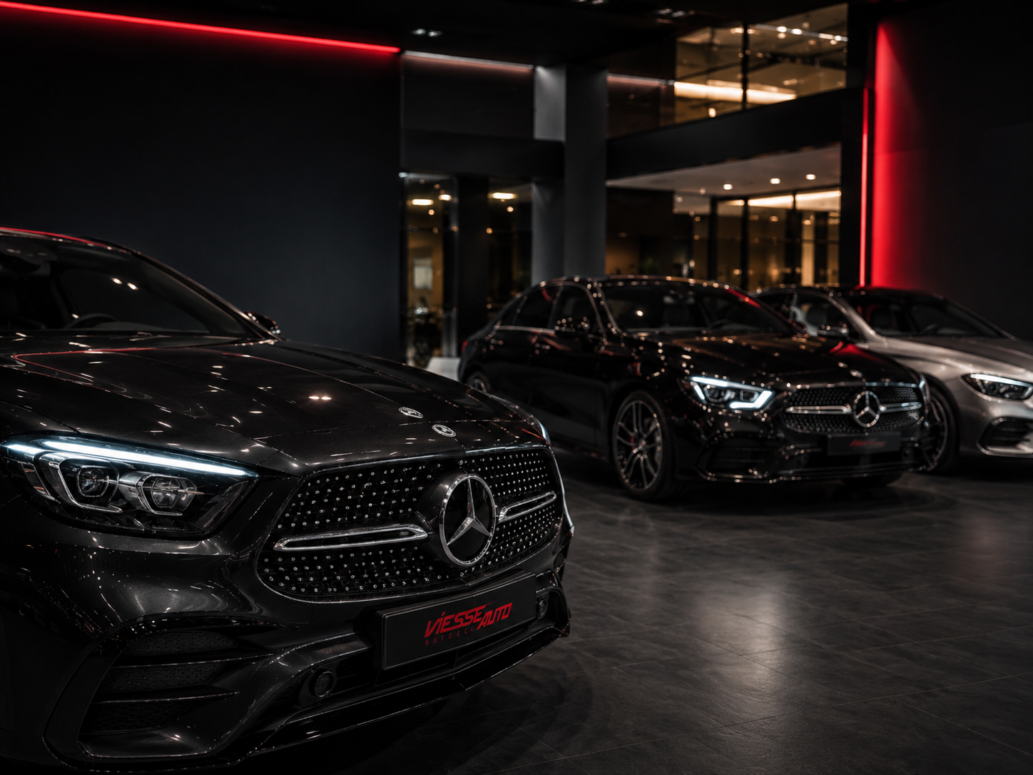 Showroom Viesse Auto con Mercedes-Benz usate controllate e garantite a Milano